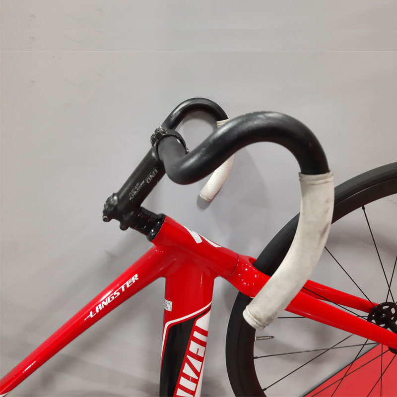 دوچرخه پیست اسپشیالایزد Langster سایز فریم 28 و سایز طوقه 54 رنگ قرمز سفید - کارکرده